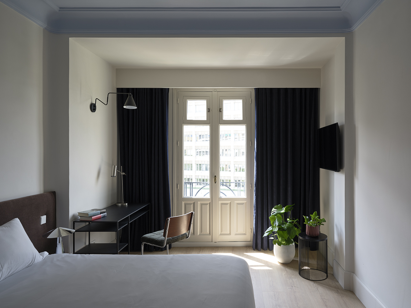 Habitación con ventana 1